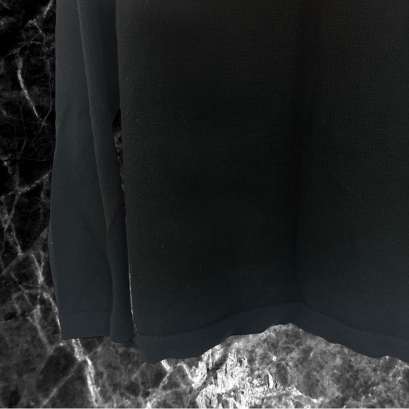 Snowflake Geometrical Color Block Sweater - Picture 8 of 9